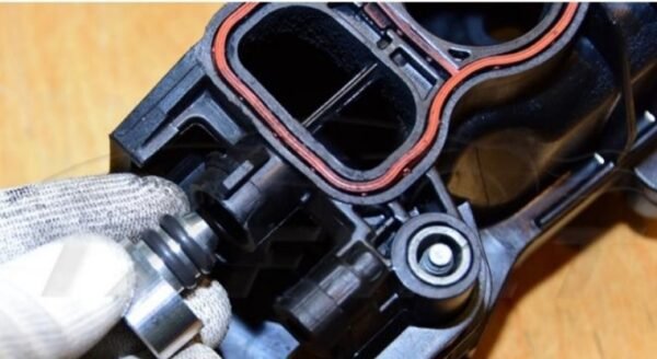 Remoção Borboletas admissão BMW 2.5 3.0 3.5 4.0 Motores - N57 N57S - Image 6